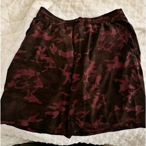 Lululemon Men’s Pace Breaker 7” Lined Short